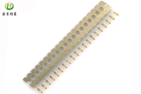 精密沖壓件 精密沖壓件